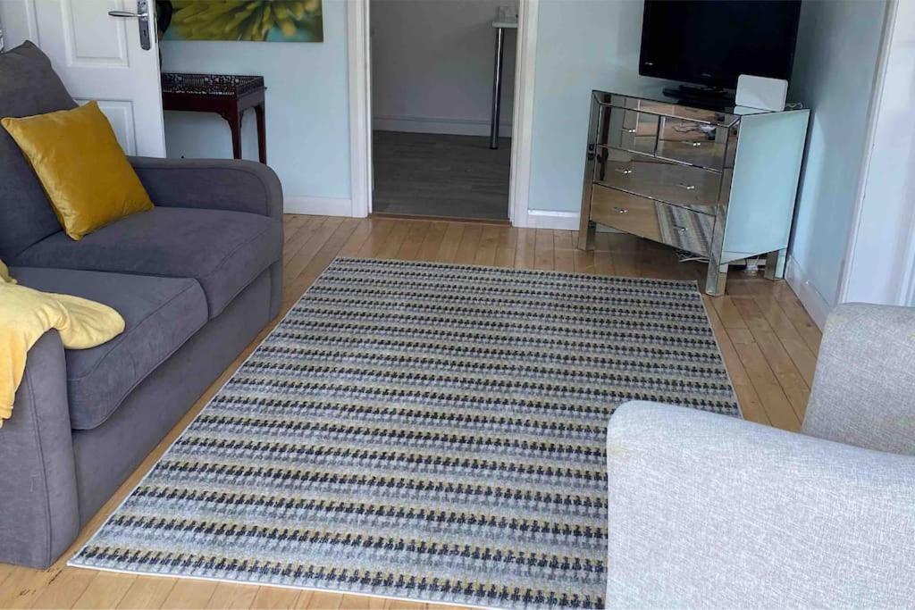 Minnis Bay Apartment. * Birchington-on-Sea